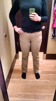 These size 6 pants look AWFUL, unlike the size 6 jeans, which not only are not as tight, but look FAR better. 